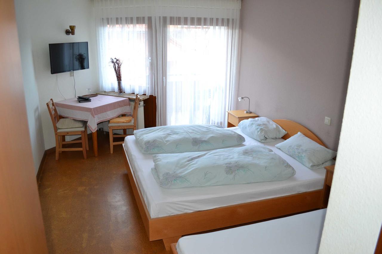 Gaestehaus Tagescafe Eckenfels Ohlsbach Екстериор снимка